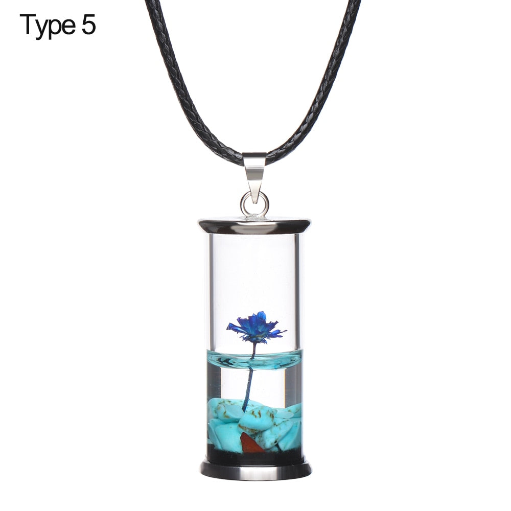 
                  
                    Crystal Vial Wishing Bottle Leather Rope Pendant Resin Permanent Time Flower Luminous Drifting Jar Necklace
                  
                