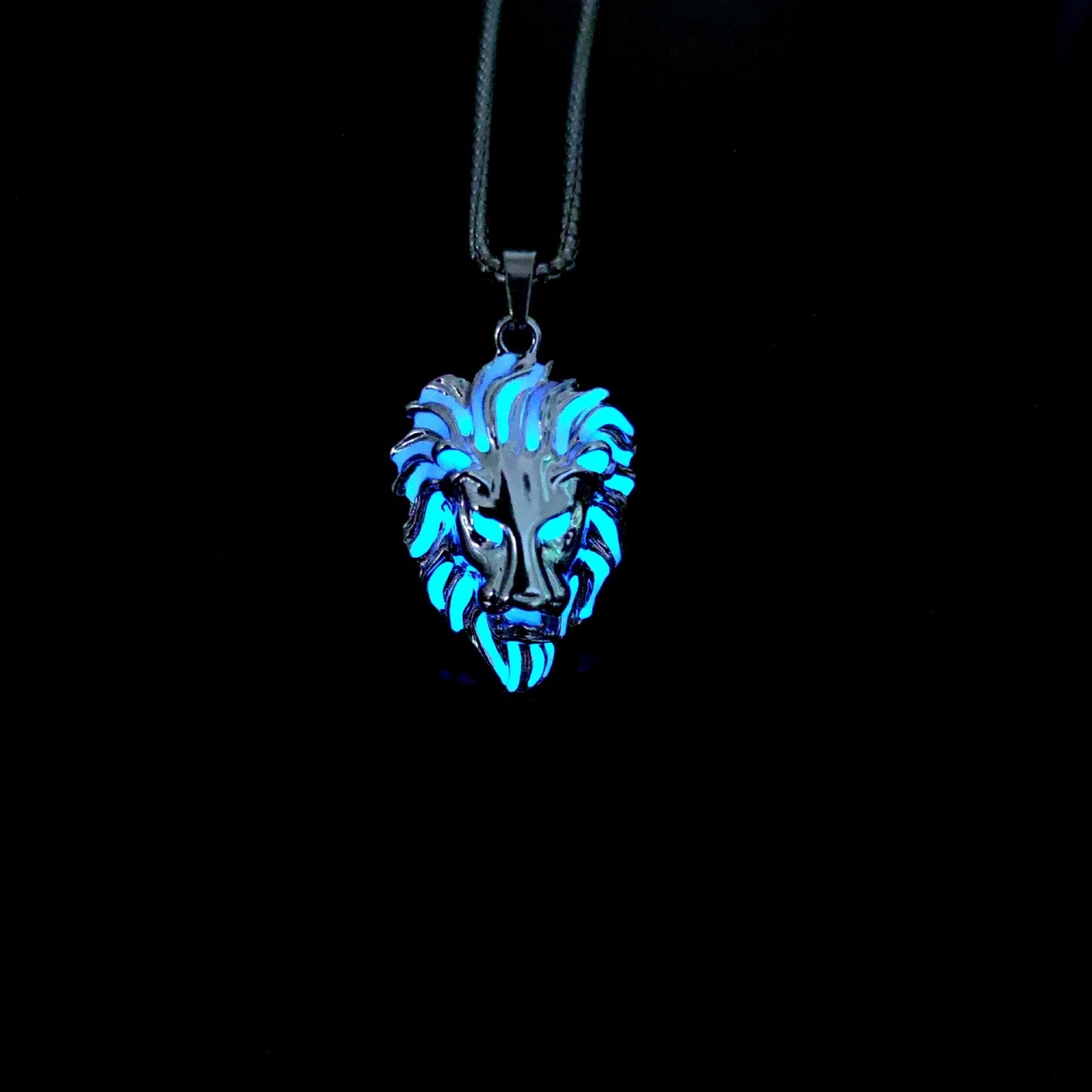 
                  
                    Lion Pendant Glow In The Dark Necklace
                  
                